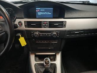 BMW 3-serie 3 serie Touring (E91) Combi 318i 16V (N43-B20A) [105kW]  (05-2007/05-2=
012) picture 17