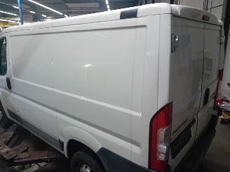 Peugeot Boxer Boxer (U9) Van 2.2 HDi 100 Euro 4 (22DT(4HV)) [74kW]  (04-2006/12-2011=
) picture 4