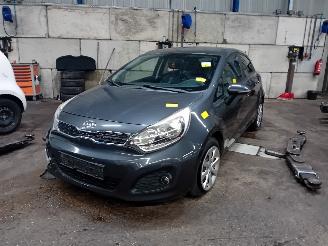 Dezmembrări autoturisme Kia Rio Rio III (UB) Hatchback 1.2 CVVT 16V (G4LA5) [63kW]  (09-2011/12-2017) 2012/5
