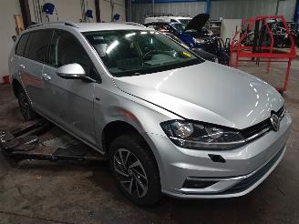 Volkswagen Golf Golf VII Variant (AUVV) Combi 2.0 TDI 16V (DFGA) [110kW]  (04-2013/12-=
2020) picture 2