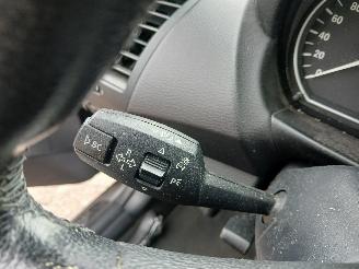 BMW 1-serie 1 serie (E81) Hatchback 3-drs 116i 1.6 16V (N43-B16A) [90kW]  (03-2007=
/12-2011) picture 13