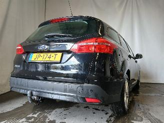 Ford Focus Focus 3 Wagon Combi 1.0 Ti-VCT EcoBoost 12V 100 (M2DC) [74kW]  (02-201=
2/05-2018) picture 5