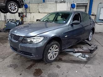 Purkuautot passenger cars BMW 3-serie 3 serie (E90) Sedan 318i 16V (N46-B20B) [95kW]  (09-2005/03-2007) 2006/2