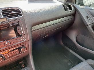 Volkswagen Golf Golf VI (5K1) Hatchback 1.2 TSI BlueMotion (CBZB) [77kW]  (11-2008/11-=
2012) picture 14