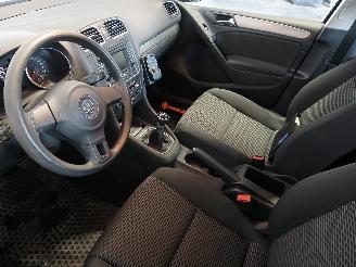 Volkswagen Golf Golf VI (5K1) Hatchback 1.6 TDI 16V (CAYC(Euro 5)) [77kW]  (02-2009/11=
-2012) picture 13