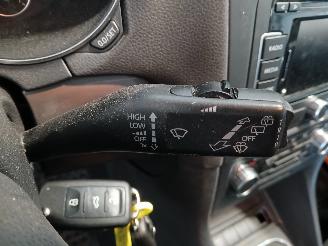 Volkswagen Golf Golf VI (5K1) Hatchback 1.6 TDI 16V (CAYC(Euro 5)) [77kW]  (02-2009/11=
-2012) picture 17