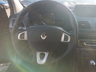 Renault Mégane Megane III Berline (BZ) Hatchback 5-drs 1.2 16V TCE 115 (H5F-400(H5F-A=
4)) [85kW]  (03-2012/02-2016) picture 10