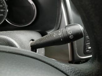 Dacia Logan Logan MCV II/Sandero Wagon (7S) Combi 0.9 TCE 12V (H4B-400(H4B-A4)) [6=
6kW]  (02-2013/...) picture 15