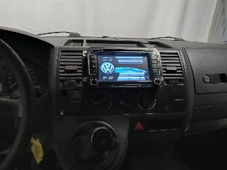 Volkswagen Transporter Transporter T5 Van 2.5 TDi (BNZ) [96kW]  (04-2003/11-2009) picture 17