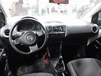 Volkswagen Up! Up! (121) Hatchback 1.0 12V 60 (CHYA) [44kW]  (08-2011/08-2020) picture 5