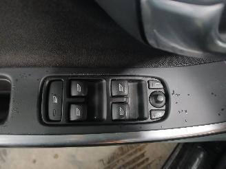 Volvo V-60 V60 I (FW/GW) Combi 1.6 T3 16V (B4164T3(Euro 5)) [110kW]  (09-2010/12-=
2015) picture 13