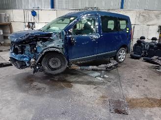 Autoverwertung Dacia Dokker Dokker (0S) MPV 1.2 TCE 16V (H5F-410(H5F-F4)) [85kW]  (07-2015/12-2021=
) 2017/9