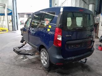 Dacia Dokker Dokker (0S) MPV 1.2 TCE 16V (H5F-410(H5F-F4)) [85kW]  (07-2015/12-2021=
) picture 4