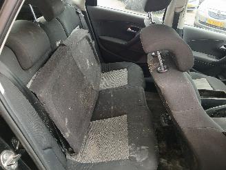 Volkswagen Polo Polo V (6R) Hatchback 1.2 TDI 12V BlueMotion (CFWA(Euro 5)) [55kW]  (1=
0-2009/05-2014) picture 8