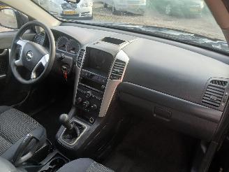 Chevrolet Captiva Captiva (C100) SUV 2.4 16V 4x2 (Z24SED) [100kW]  (06-2006/05-2011) picture 7