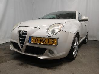 krockskadad bil auto Alfa Romeo MiTo MiTo (955) Hatchback 1.3 JTDm 16V Eco (199.B.4000) [62kW]  (01-2011/12=
-2015) 2011/6
