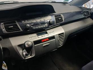 Honda Fr-v FR-V (BE) MPV 1.8 i-VTEC 16V (R18A1) [103kW]  (01-2007/12-2009) picture 18