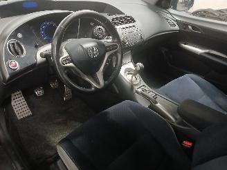 Honda Civic Civic (FK/FN) Hatchback 2.2 i-CTDi 16V (N22A2) [103kW]  (09-2005/01-20=
12) picture 12