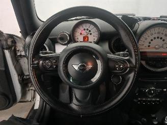 Mini Mini Mini (R56) Hatchback 1.6 16V Cooper (N16-B16A) [90kW]  (09-2009/11-201=
3) picture 12