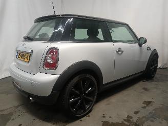 Mini Mini Mini (R56) Hatchback 1.6 16V Cooper (N16-B16A) [90kW]  (09-2009/11-201=
3) picture 6