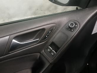 Volkswagen Golf Golf VI (5K1) Hatchback 1.2 TSI BlueMotion (CBZB) [77kW]  (11-2008/11-=
2012) picture 12