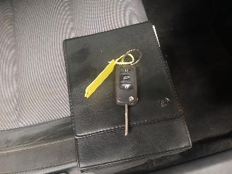 Volkswagen Golf Golf VI (5K1) Hatchback 1.2 TSI BlueMotion (CBZB) [77kW]  (11-2008/11-=
2012) picture 25