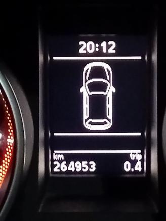 Volkswagen Golf Golf VI (5K1) Hatchback 1.2 TSI BlueMotion (CBZB) [77kW]  (11-2008/11-=
2012) picture 2