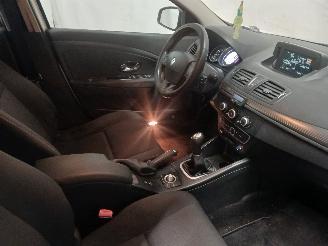 Renault Mégane Megane III Grandtour (KZ) Combi 5-drs 1.5 dCi 90 (K9K-834(K9K-H8)) [66=
kW]  (05-2009/04-2016) picture 8