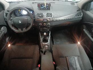 Renault Mégane Megane III Grandtour (KZ) Combi 5-drs 1.5 dCi 90 (K9K-834(K9K-H8)) [66=
kW]  (05-2009/04-2016) picture 10