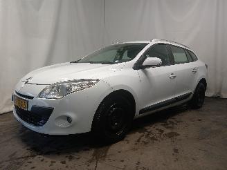 Renault Mégane Megane III Grandtour (KZ) Combi 5-drs 1.5 dCi 90 (K9K-834(K9K-H8)) [66=
kW]  (05-2009/04-2016) picture 2