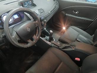 Renault Mégane Megane III Grandtour (KZ) Combi 5-drs 1.5 dCi 90 (K9K-834(K9K-H8)) [66=
kW]  (05-2009/04-2016) picture 11