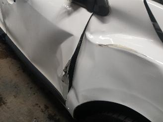 Renault Mégane Megane III Grandtour (KZ) Combi 5-drs 1.5 dCi 90 (K9K-834(K9K-H8)) [66=
kW]  (05-2009/04-2016) picture 21