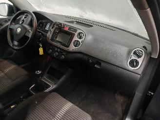 Volkswagen Tiguan Tiguan (5N1/2) SUV 1.4 TSI 16V (CAVA(Euro 5)) [110kW]  (05-2008/07-201=
8) picture 8