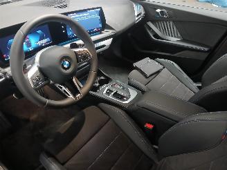 BMW 1-serie 1 serie (F70) Hatchback 120 1.5 TwinPower Turbo 12V (B38-A15P) [125kW]=
  (07-2024/...) picture 12