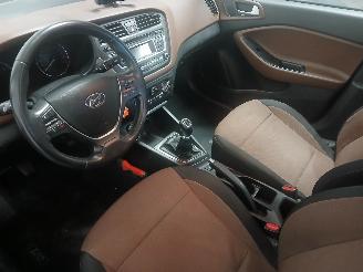 Hyundai I-20 i20 (GBB) Hatchback 1.2i 16V (G4LA) [62kW]  (11-2014/08-2020) picture 12