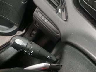 Peugeot 208 208 I (CA/CC/CK/CL) Hatchback 1.4 HDi (DV4C(8HP)) [50kW]  (03-2012/12-=
2019) picture 14