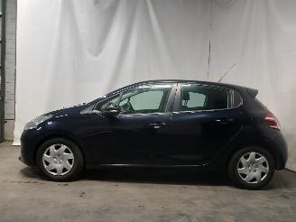 Peugeot 208 208 I (CA/CC/CK/CL) Hatchback 1.4 HDi (DV4C(8HP)) [50kW]  (03-2012/12-=
2019) picture 4