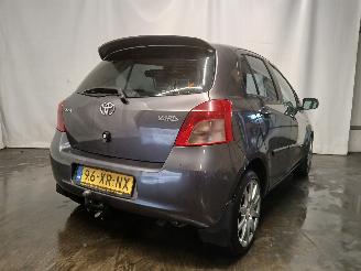 Toyota Yaris Yaris II (P9) Hatchback 1.3 16V VVT-i (2SZFE) [64kW]  (08-2005/11-2010=
) picture 5