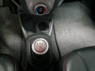 Toyota Yaris Yaris II (P9) Hatchback 1.3 16V VVT-i (2SZFE) [64kW]  (08-2005/11-2010=
) picture 18