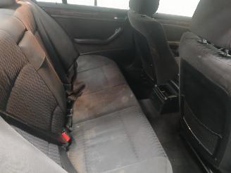 BMW 3-serie 3 serie (E46/4) Sedan 323i 24V (M52TU-B25(256S4)) [125kW]  (03-1998/09=
-2000) picture 10