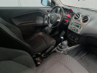 Alfa Romeo MiTo MiTo (955) Hatchback 1.4 Turbo Multi Air 16V (955.A.2000) [99kW]  (10-=
2009/12-2014) picture 9