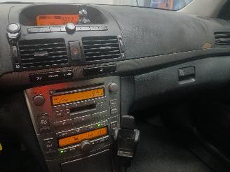 Toyota Avensis Avensis Wagon (T25/B1E) Combi 2.0 16V VVT-i D4 (1AZFSE) [108kW]  (04-2=
003/11-2008) picture 17