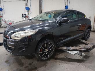 Autoverwertung Renault Mégane Megane III Coupe (DZ) Hatchback 3-drs 1.6 16V (K4M-858(K4M-R8)) [81kW]=
  (11-2008/08-2015) 2010/3