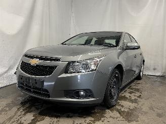 damaged passenger cars Daewoo Cruze Cruze (300) Sedan 2.0 D 16V (LLW) [92kW]  (05-2009/05-2011) 2010/3