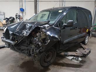 Uttjänta bilar bedrijf Peugeot Partner Partner (GC/GF/GG/GJ/GK) Van 1.6 HDI 75 (DV6ETED(9HN)) [55kW]  (07-201=
1/06-2016) 2015