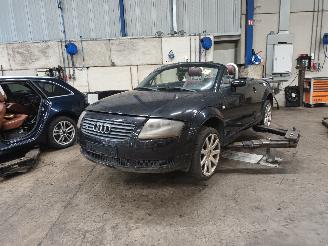 Vrakbiler auto Audi TT TT Roadster (8N9) Cabrio 1.8 20V Turbo Quattro (BAM) [165kW]  (10-1999=
/02-2007) 2002/3