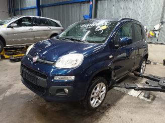 Auto da rottamare Fiat Panda Panda (312) Hatchback 0.9 TwinAir Turbo 85 (312.A.2000) [63kW]  (02-20=
12/...) 2013/1