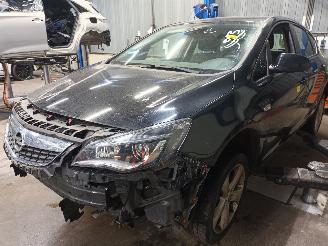 Sloopauto Opel Astra Astra J (PC6/PD6/PE6/PF6) Hatchback 5-drs 1.4 Turbo 16V (A14NEL(Euro 5=
)) [88kW]  (10-2010/10-2015) 2011/4