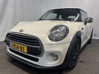 Schadeauto Mini Mini Mini (F56) Hatchback 3-drs 1.2 12V One (B38A12A) [75kW]  (04-2014/10-2=
017) 2014/11