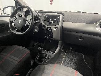 Peugeot 108 108 Hatchback 1.0 12V (1KRFE(CFB)) [51kW]  (05-2014/...) picture 17